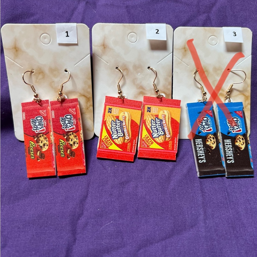 🎉2/$20 or 3/$24🎉 1 Pair Cookie Earrings, Dangle and Acrylic